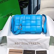 BOTTEGA VENETA| Small Pool Blue Padded Cassette - 26x18x8cm - 1