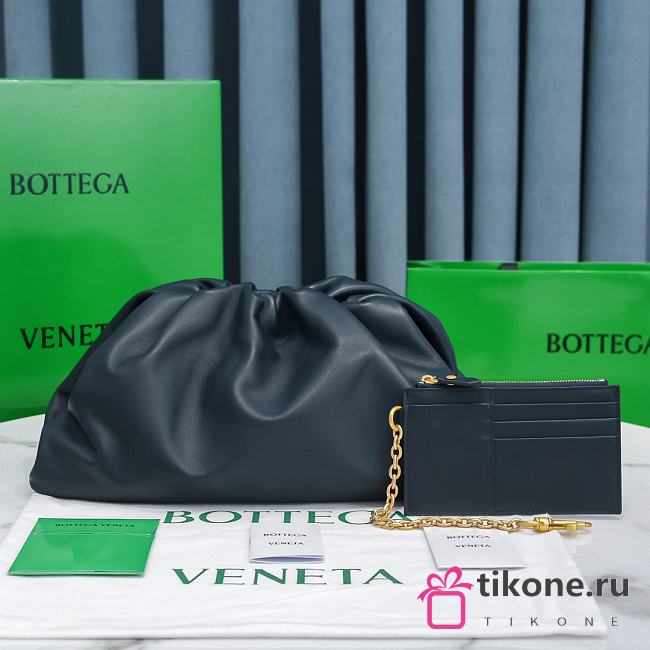 BOTTEGA VENETA| Teen Pouch In Navy Leather - 38x20x8.5cm - 1