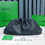 BOTTEGA VENETA| Teen Pouch In Navy Leather - 38x20x8.5cm - 4