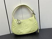 Louis Vuitton Pre-fall 2023 Mini Moon Vert Noto - 20.5x11x5cm - 1