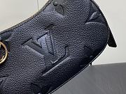 LOUIS VUITTON| Pre-fall 2023 Mini Moon Black - 20.5x11x5cm - 2