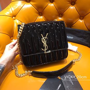 Saint Laurent Vicky Vernis Small Patent - 20.5x17x8cm