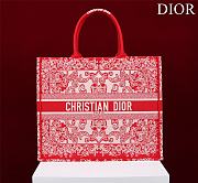 DIOR| Larger Book Tote White And Red Bandama Embroidery - 41x35x18cm - 1