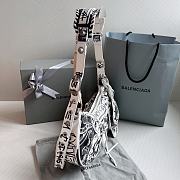 Balenciaga Larger Xs Le Cagole White - 33x16x8cm - 5