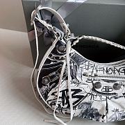 Balenciaga Larger Xs Le Cagole White - 33x16x8cm - 2