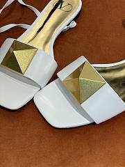 Valentino Garavani White Sandals - 4