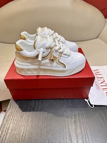 Valentino Unisex One Stud White Sneakers