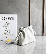 LOWEVE| Flamenco White Mini Leather Clutch Bag - 23.5x18x9cm - 3