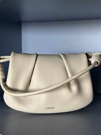 Loewe Paseo White Bag - 25x8x17cm