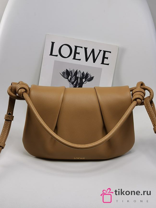 Loewe Paseo Brown Bag - 25x8x17cm - 1