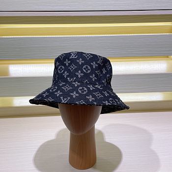 Louis Vuitton Bucket Hat 01