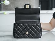 Chanel 23A Black Lambskin Witjh Top Handle - 18x7x12cm - 2