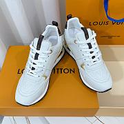 LV Run Away Sneaker V921509 - 2