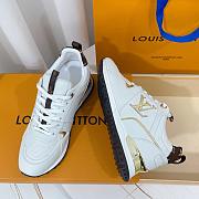 LV Run Away Sneaker V921509 - 3