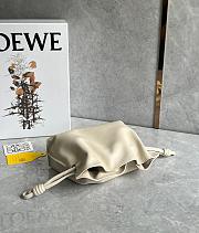 Loewe Mini Flamenco clutch In Beige - 23x18x9cm - 2