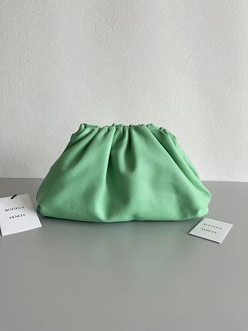 Bottega Veneta Green Leather In Teen Size - 31x16x13cm