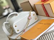 LV Capucines White Mini Bag - 21x14x8cm - 5