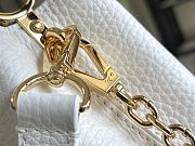 LV Capucines White Mini Bag - 21x14x8cm - 3