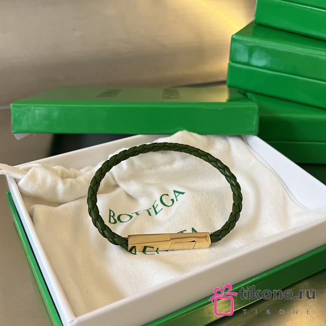 BV Avocado Green Bracelet 20cm - 1