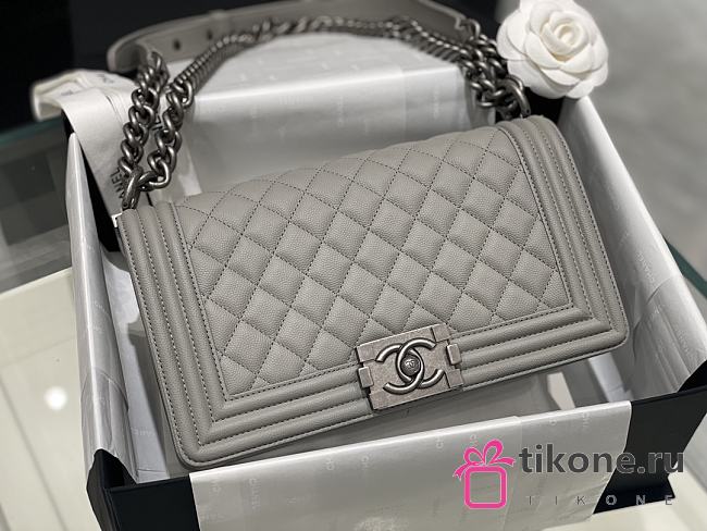 Chanel 25 Le Boy Large Size In Grey - 1