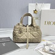 Small Dior Toujours Bag Beige Macrocannage Calfskin - 23x14x12cm - 1