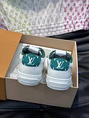 LV Unisex Green Rivoli Sneaker - 5