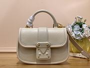 LV Hide &Seek White Handbag - 21x15x8cm - 1