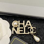 Chanel22 Glossy Pearl Brooch  - 5