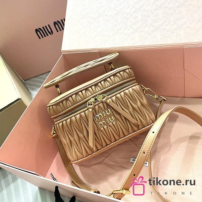 Miumiu Matelassé Nappa Leather Beige - 18×11.5×8cm - 1