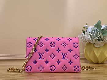 Louis Vuitton Pochette Coussin Monogram Pink - 20x14x8cm