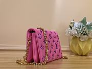 Louis Vuitton Pochette Coussin Monogram Pink - 20x14x8cm - 4