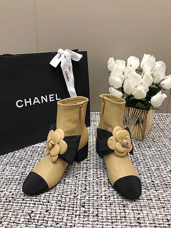 Chanel Short Beige Boots Suede Kidskin & Grosgrain