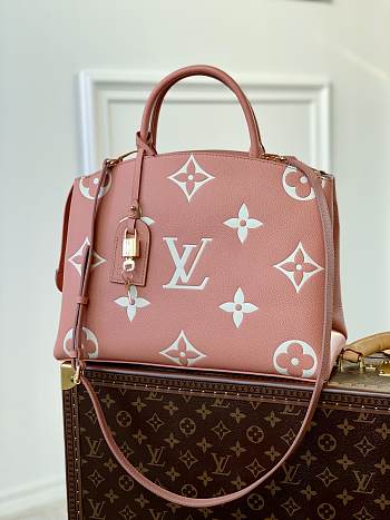 Louis Vuitton Grand Palais Pink Leather - 34x24x15cm