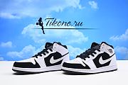 Nike Air Jordan 1 Retro High Black/ White  - 1