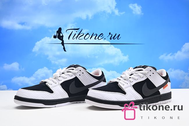 TightboothxNike SB Dunk Low - 1