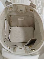 Chanel Small Deauville Tote White 32CM - 3