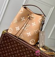 Louis Vuitton NéoNoé Arizona Creme - 26x26x17.5cm - 1