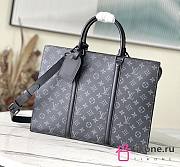 Louis Vuitton Sac Plat Horizontal Zippé - 31x39x8.5cm - 1