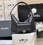 Chanel 23 Autumn/ Winter Hobo Hippie Armpit Bag - 22.5x29.5x10cm - 5