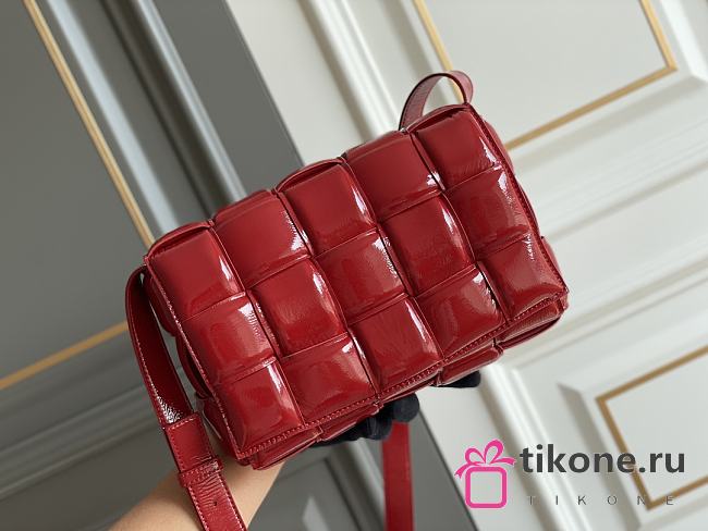 Bottega Veneta Padded Cassette Glossy Scarlet - 26x18x8cm - 1