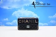 Chanel Classic Black Flap Back 23cm - 1