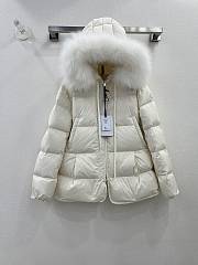 Moncler 2023 White Short Jacket With Fur - 1