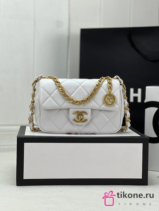 Chanel Small Flap Bag Lambskin & Gold-Tone Metal In White - 21x7x12cm - 1