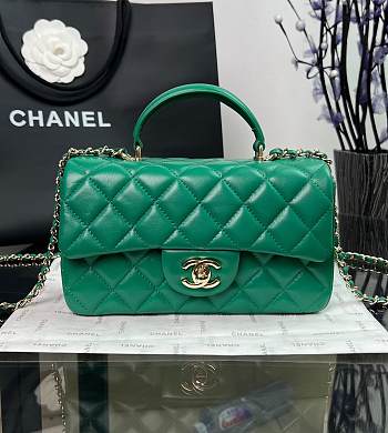 Chanel Classic Green Lambskin Top Handles - 20×14×7cm