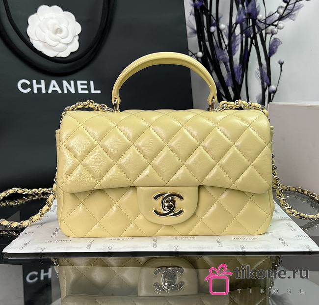 Chanel Classic Yellow Lambskin Top Handles - 20×14×7cm - 1