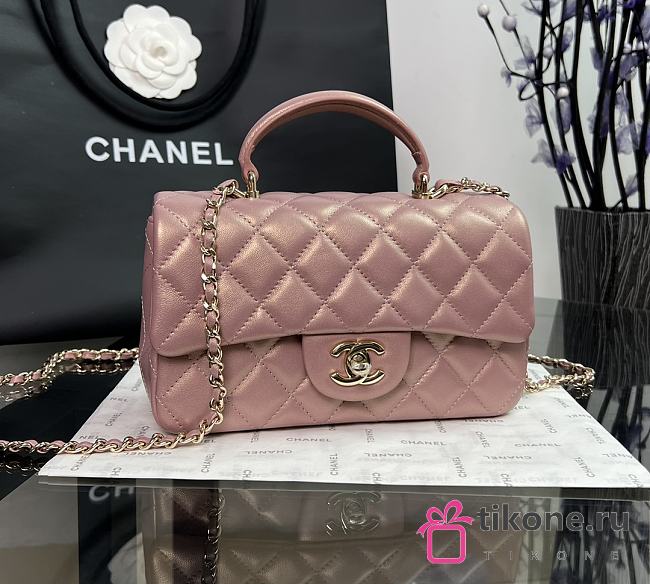 Chanel Classic Pearlescent Pink Lambskin Top Handles - 20×14×7cm - 1