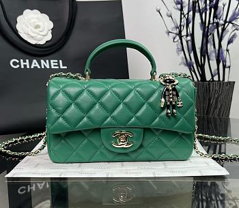 Chanel CF Green Lambskin Top Handles - 20×14×7cm