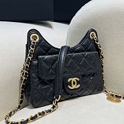 Chanel Hobo Black Caviar - 19x17x6cm - 1