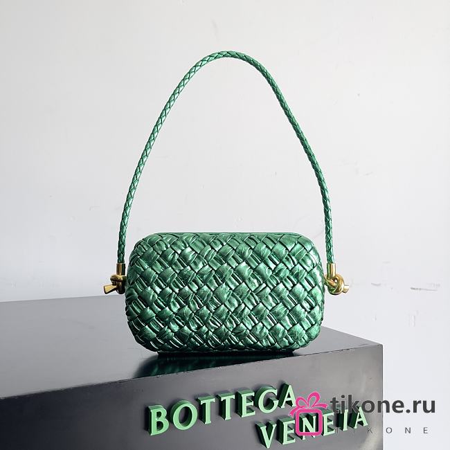 Bottega Veneta Knot On Strap In Green - 20.5x12.5x6cm - 1