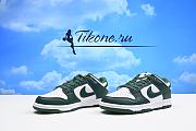 Nike Dunk Low Retro Green Sneakers - 1